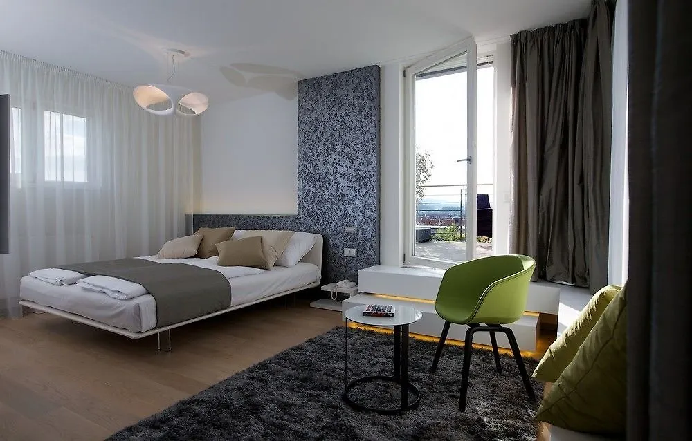 Mosaic House Design Hotel Prague